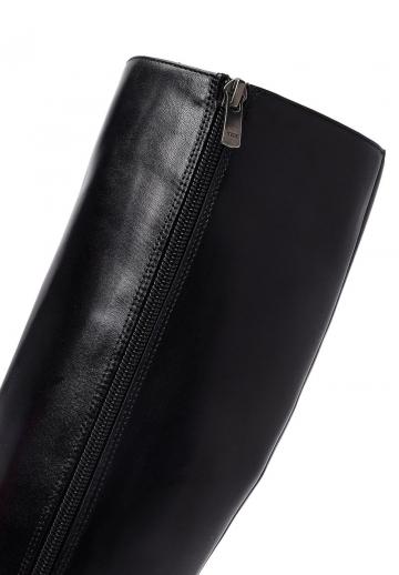 Высокие сапоги