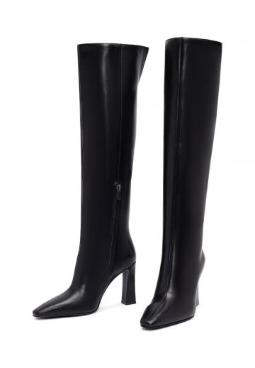 Высокие сапоги