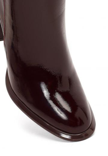 Высокие сапоги