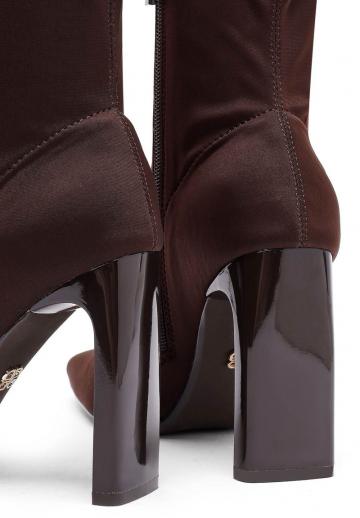 Полусапожки на высоком каблуке
