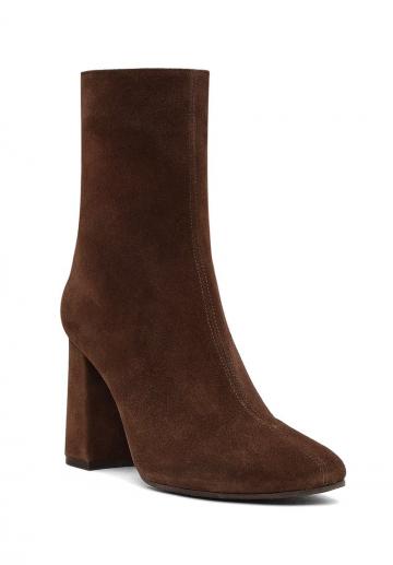 Высокие сапоги