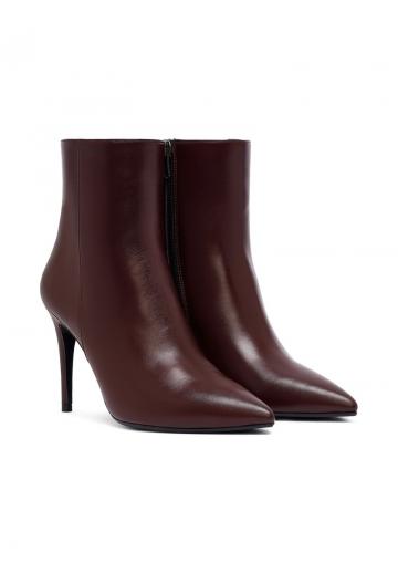 Полусапожки на высоком каблуке