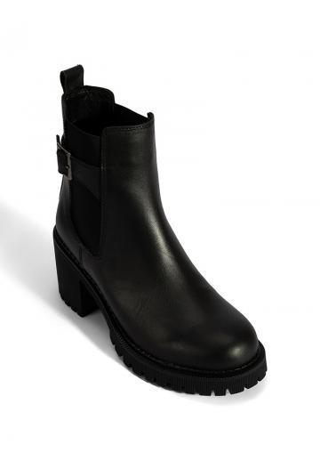 Полусапожки на платформе