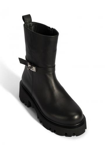 Полусапожки на платформе