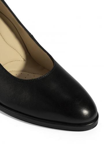 Туфли на высоком каблуке