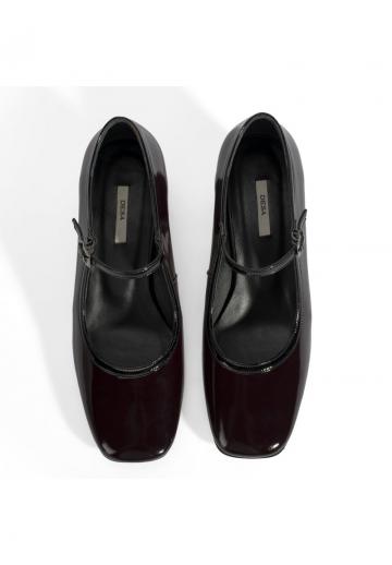 Туфли с ремешком