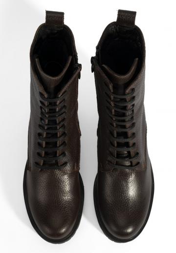 Полусапожки на высоком каблуке