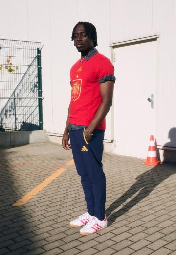 Спортивные штаны