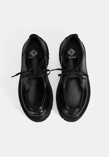 Туфли с высоким носом