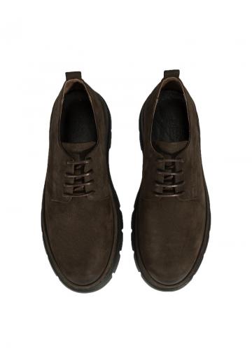 Ботинки на шнуровке