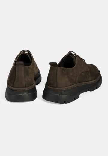 Ботинки на шнуровке