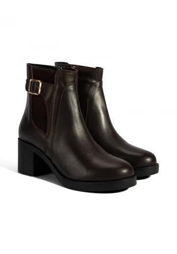 Полусапожки на высоком каблуке