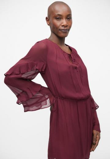 Короткое платье