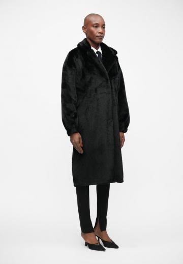 Шерстяное пальто