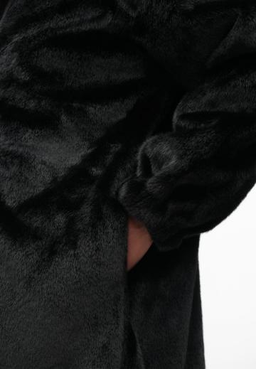 Шерстяное пальто