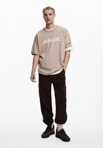 Брюки с накладными карманами