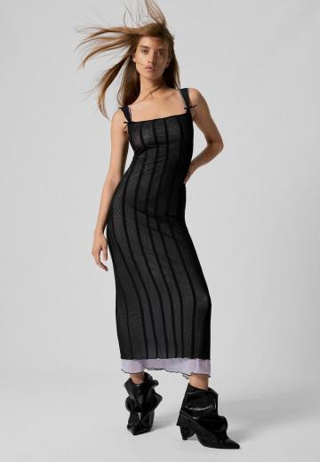 Платье футляр