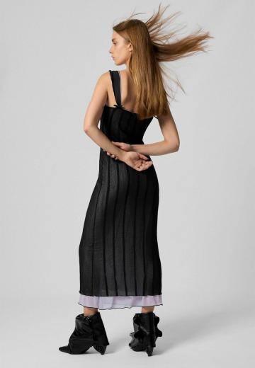 Платье футляр