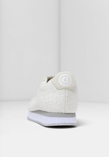 Гандбольные кроссовки