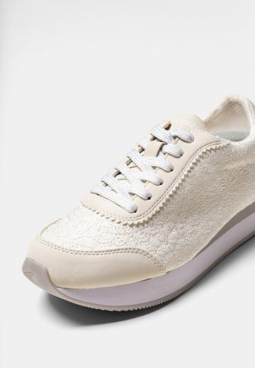 Гандбольные кроссовки