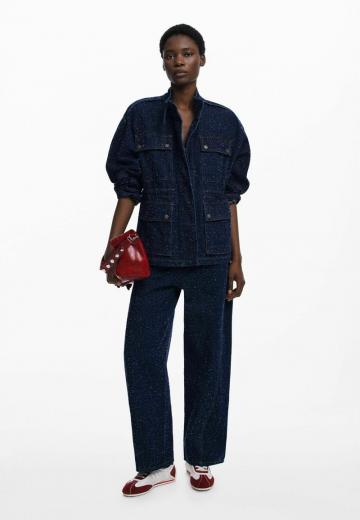 Куртка с накладнымит карманами