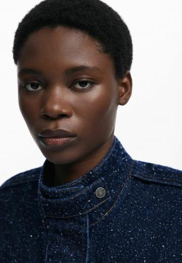 Куртка с накладнымит карманами