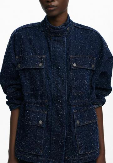 Куртка с накладнымит карманами