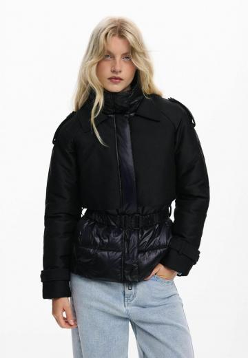 Зимняя куртка