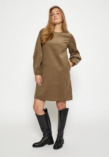 Короткое платье