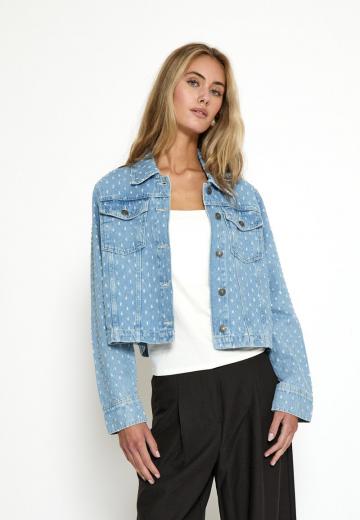 Джинсовая куртка