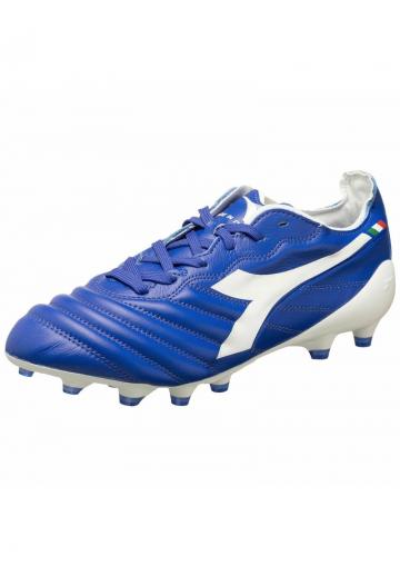 Футбольные бутсы