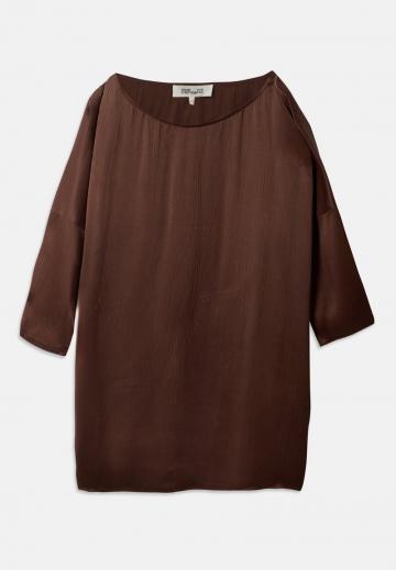 Атласная блузка