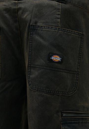 Брюки с накладными карманами