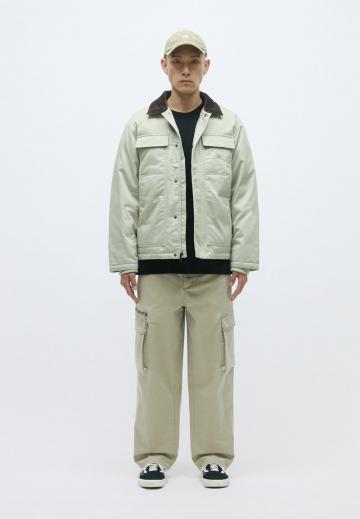 Брюки с накладными карманами