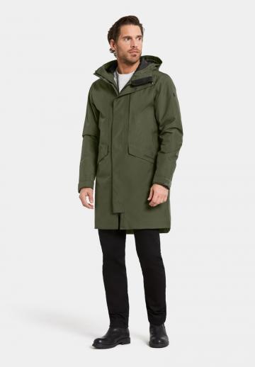 Зимняя куртка