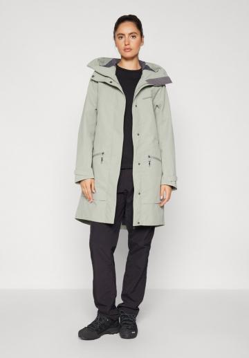 Спортивная куртка