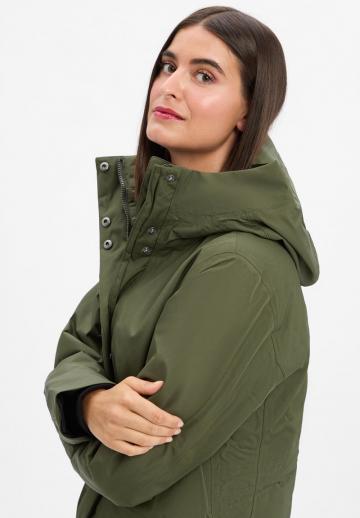 Спортивная куртка