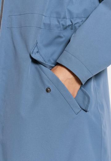 Спортивная куртка