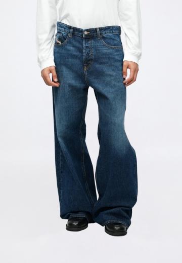 Прямые джинсы
