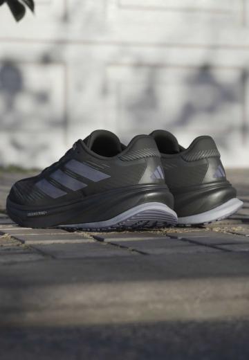 Беговые кроссовки