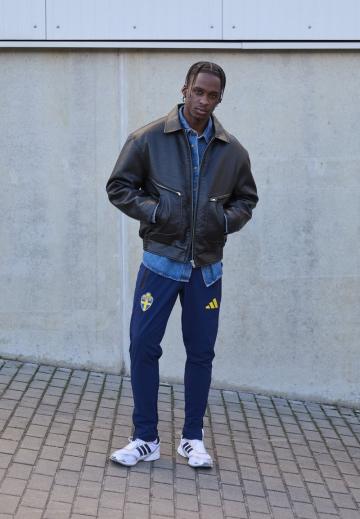 Спортивные штаны