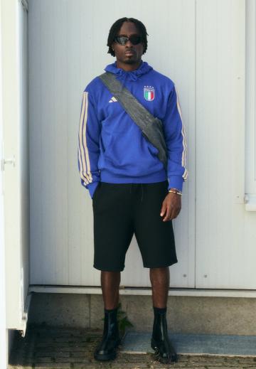 Спортивная кофта