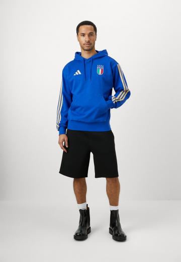 Спортивная кофта