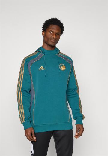 Спортивная кофта