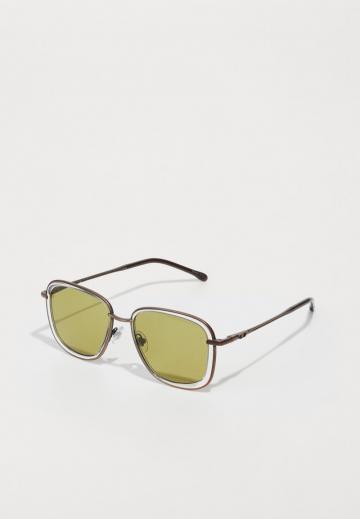 Солнечные очки