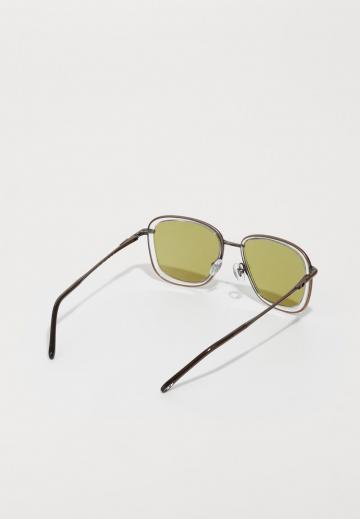 Солнечные очки