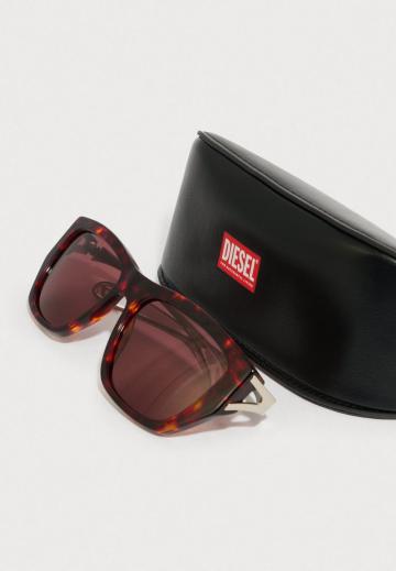 Солнечные очки