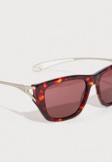 Солнечные очки