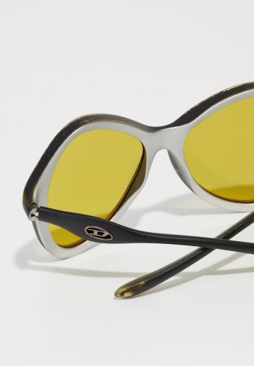 Солнечные очки