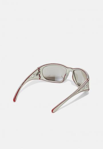 Солнечные очки